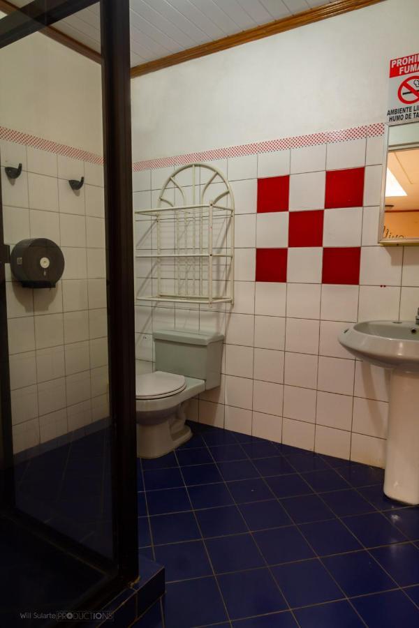 Boruka Bnb Hotel Alajuela Bagian luar foto