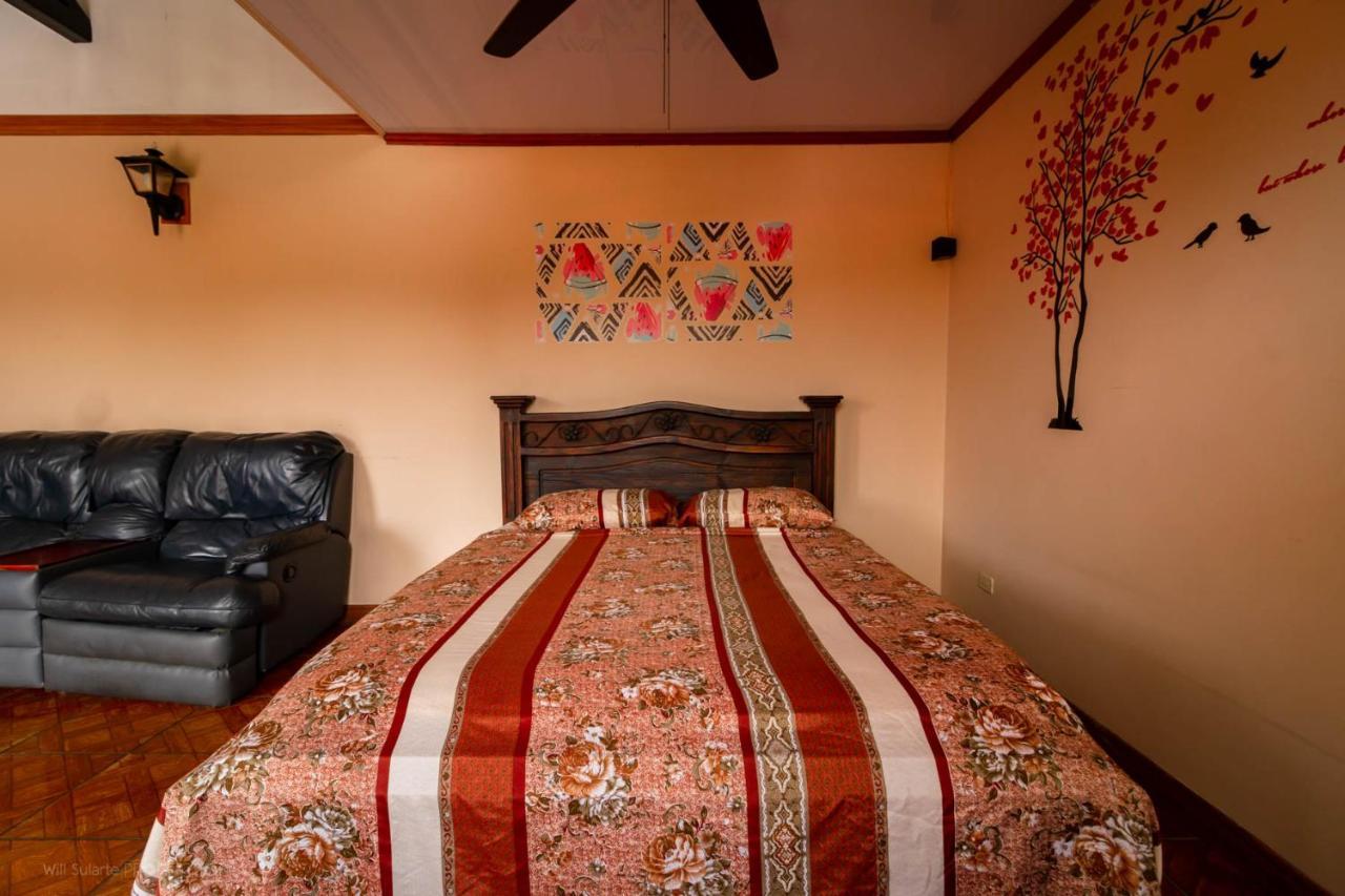 Boruka Bnb Hotel Alajuela Bagian luar foto